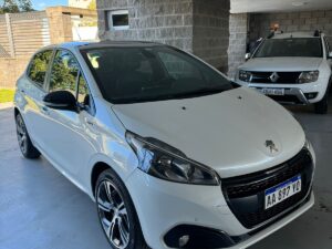 Peugeot 208 GT 1.6 2016