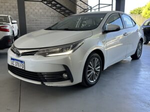 Toyota Corolla xei MT pack 140cv 2018